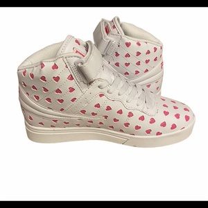 Filas VULC 13 Big Hearts Sneaker